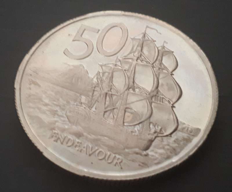 1967 NEW ZEALAND 50 CENT BRILLIANT UNC