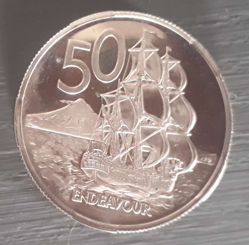 1967 NEW ZEALAND 50 CENT BRILLIANT UNC