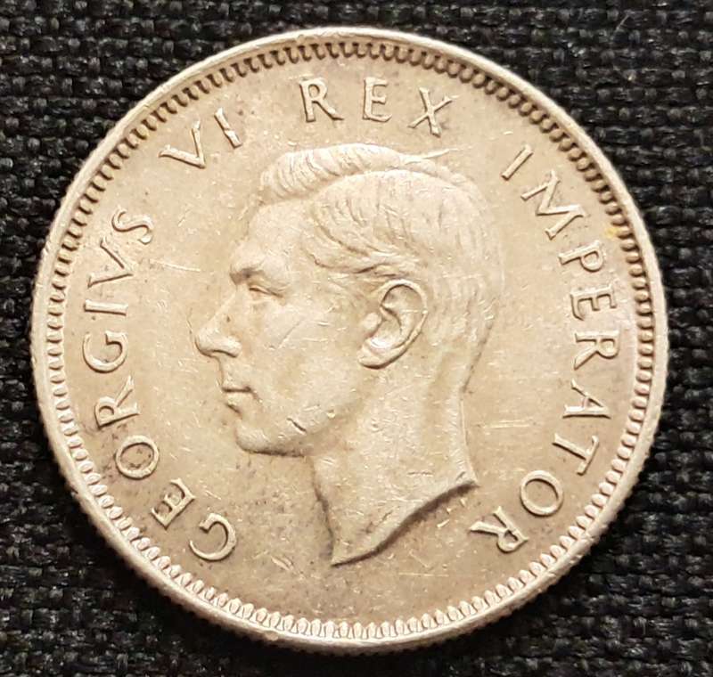 1947 UNION OF SOUTH AFRICA ONE SHILLING : MINTAGE 5492