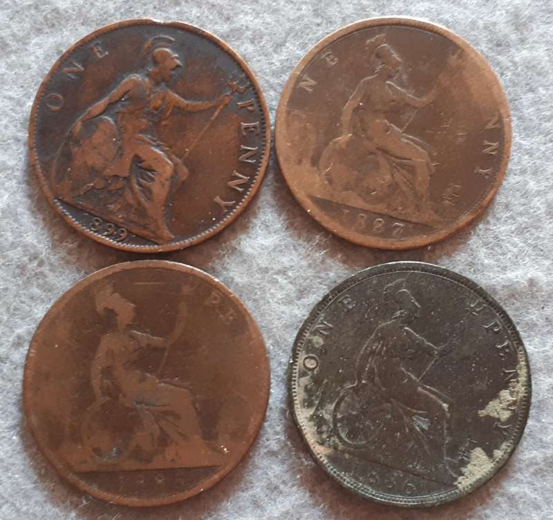 1885 - 1899 GREAT BRITAIN ONE PENNY (X 4)