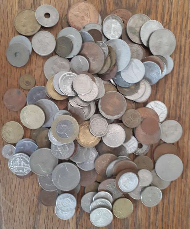 170 x WORLD COIN LOT