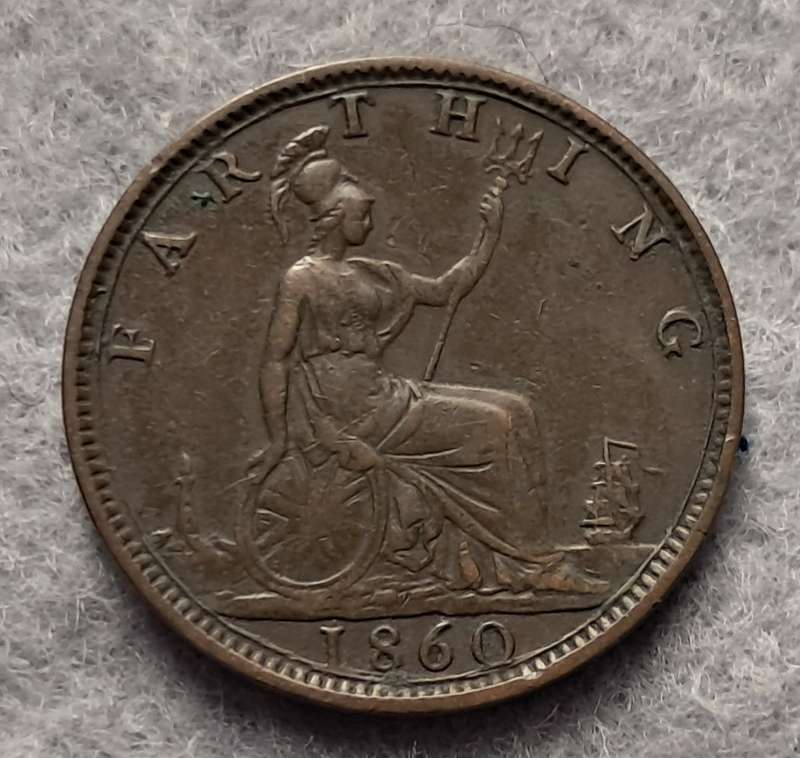 1860 GREAT BRITIAN FARTHING : TOOTHED BORDER