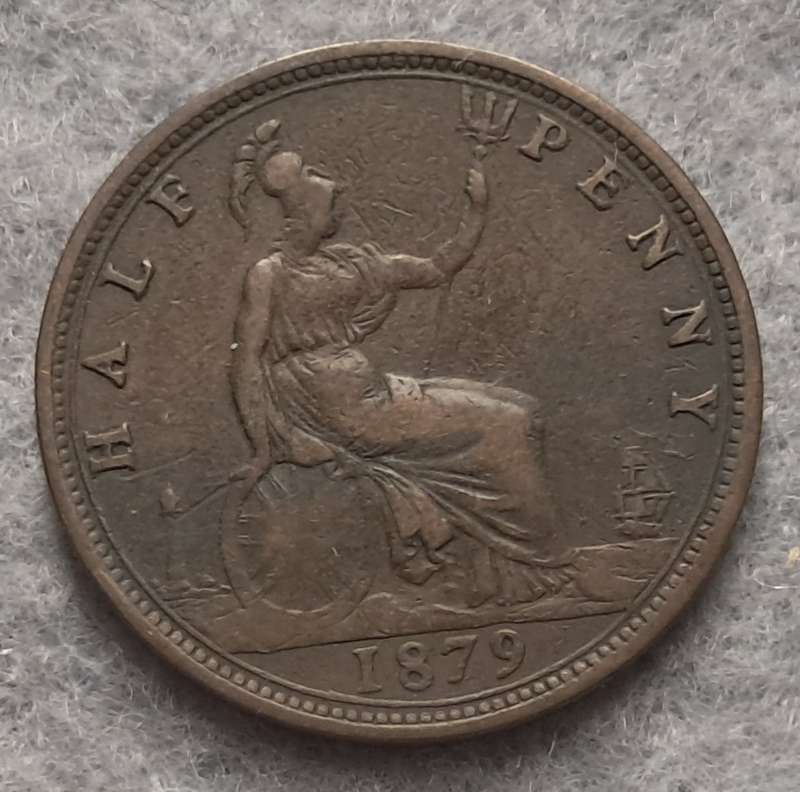 1879 GREAT BRITAIN HALF PENNY