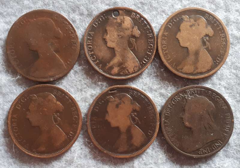 1868 - 1898 GREAT BRITAIN HALF PENNY LOT