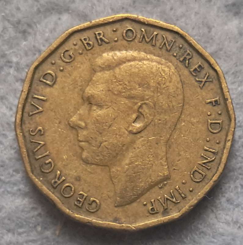 1946 GREAT BRITAIN THREEPENCE : COLLECTABLE