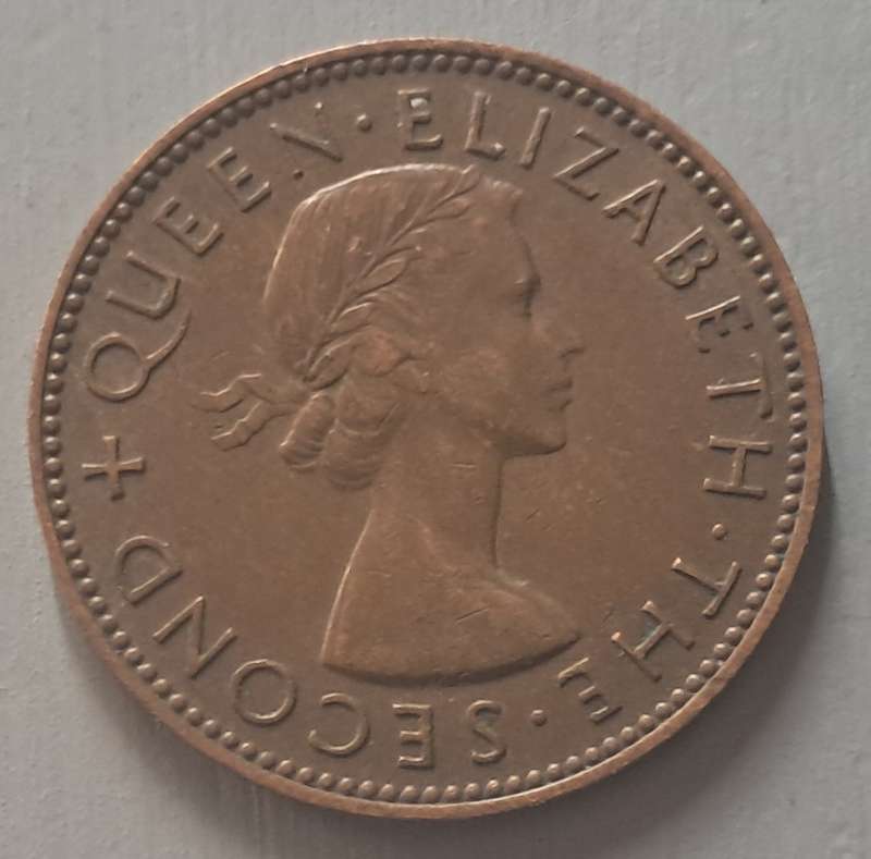 1953 NEW ZEALAND HALF PENNY