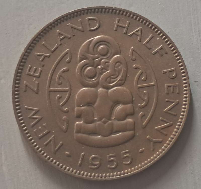1955 NEW ZEALAND HALF PENNY : LOW MINTAGE :