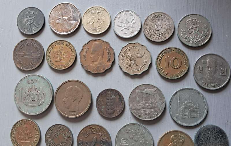 36 X WORLD COINS