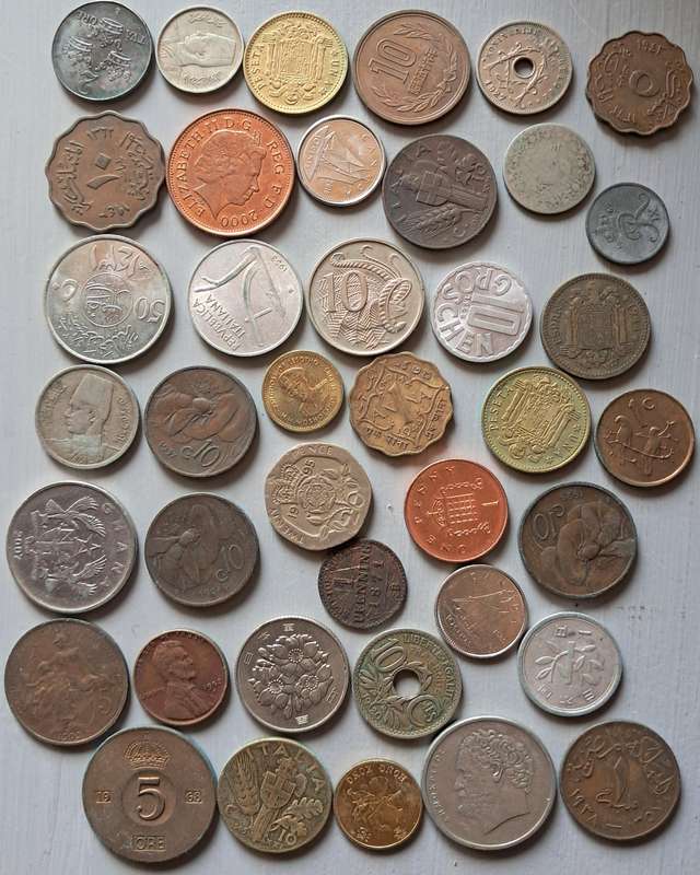 39 X WORLD COINS