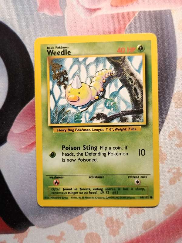 Pokemon Trading Card Game - Weedle #69 Pokemon Base Set (4)