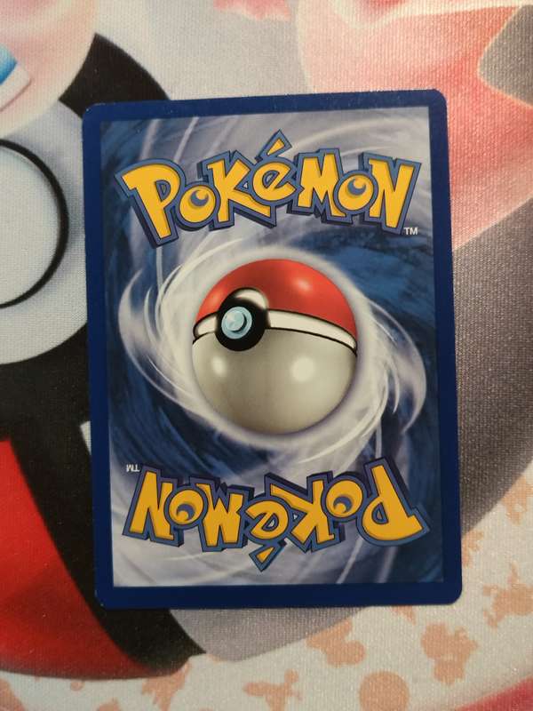 Pokemon Trading Card Game - Pokemon Center #85 Pokemon Base Set (2)