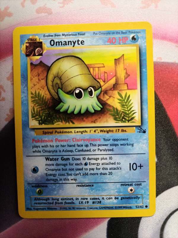 Pokemon Trading Card Game -  Omanyte #52 Pokemon Fossil - 1