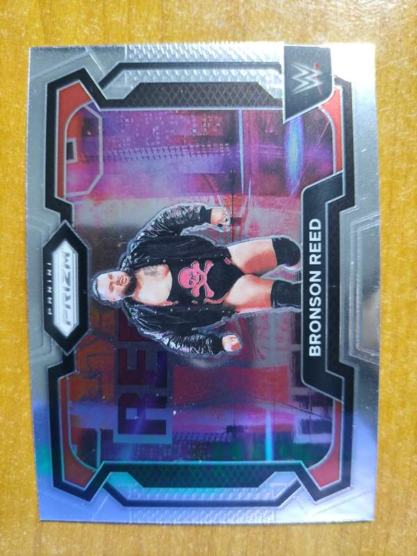 WWE Trading Cards - 2024 Panini Prizm WWE Silver Prizms Bronson Reed 66