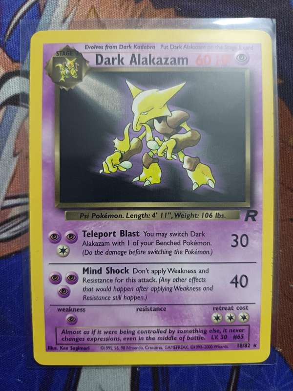 Pokemon Trading Card Game - Dark Alakazam #18 Pokemon Team Rocket - Vintage
