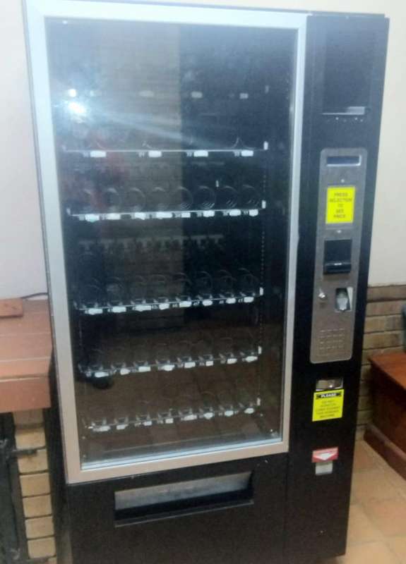 Combination Snack Vending Machine