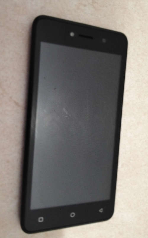 Cell Phone  Vodacom Kicka 5 Plus 4G. (second hand - good condition)