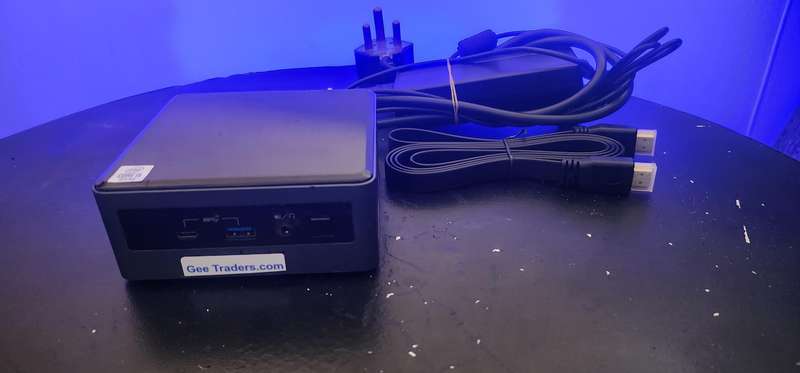 Intel Nuc Mini PC 10th gen- i5 10210u, 8GB DDR4 RAM, 256GB SSD (BXNUC10I5FNH)