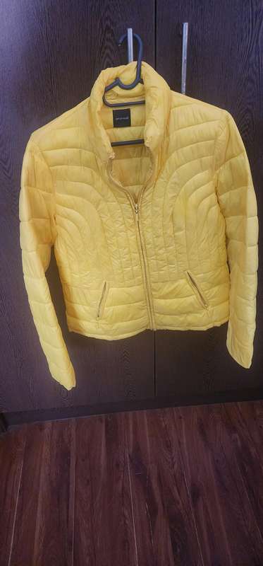 Promod - European Female puffer jacket (small)