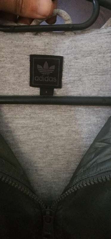 Adidas - European Female puffer jacket (large)