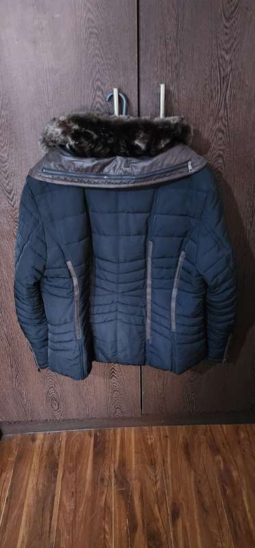 Breal - European Female parka jacket (large)- hidden cap