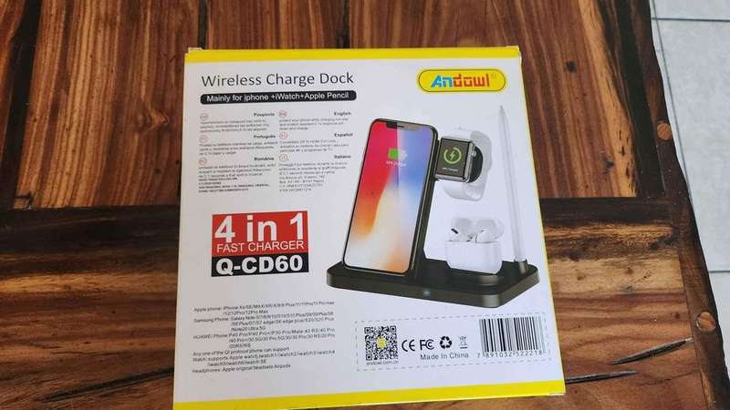 4-in-1 Multi-Function Wireless Fast Charger Station- Andowl Q-CD60
