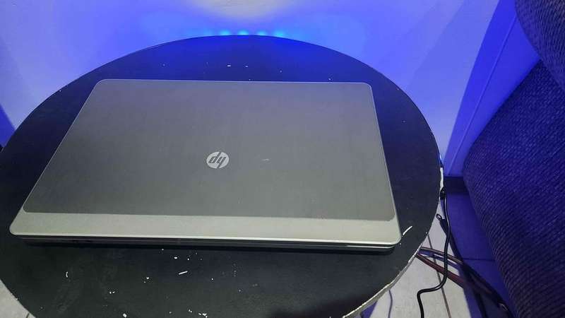 HP PROBOOK 4530s- (15.6") CORE i3-2350m, 4GB DDR3 RAM, 750GB HDD- NEW BATTERY