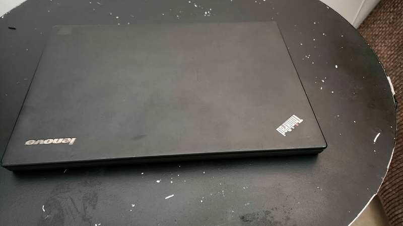 Lenovo thinkpad x240- 12.5' quad core i7-4600u, 8gb ddr3 ram, 500gb hdd