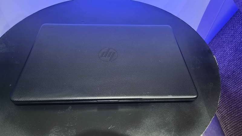 HP 15-dw3030ni notebook - (15.6") Quad Core i3 -1125G4, 8GB ddr4 ram, 1TB hard drive