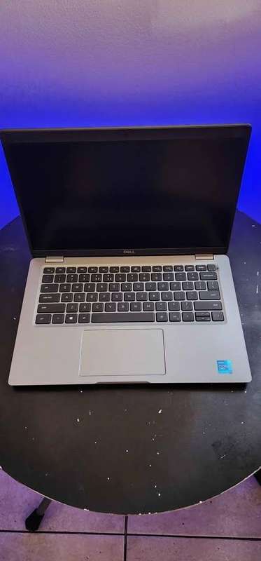 Dell Latitude 5420- (14`) i5- 11th gen, 16gb ddr4 ram, 256gb NVMe SSD!! Free bag