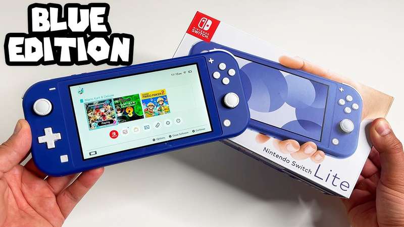 Nintendo switch lite 32GB with charger in the box - Blue