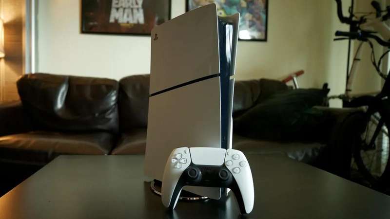 PlayStation 5 Slim Digital Edition Console - 1x controller and cables- (PS5 Slim)