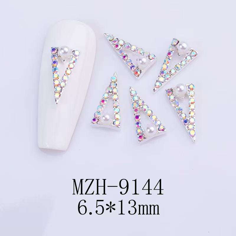 Pearl Triangle Diamonds Rhinestone 5pcs-  MZH-9144