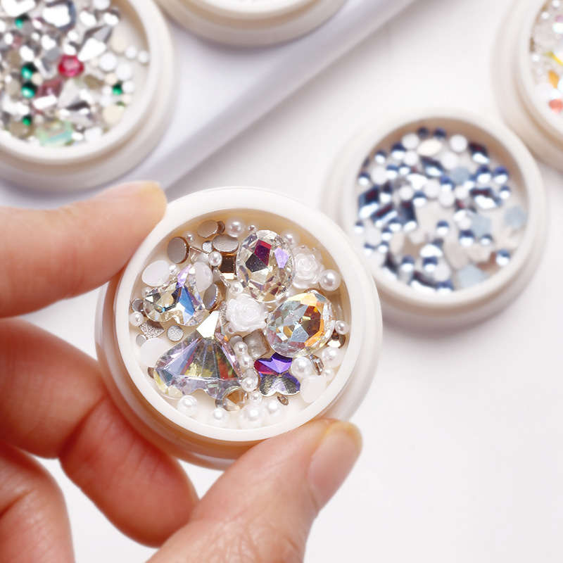 6 Grids Rhinestone Nail Decoration-  SP-D05