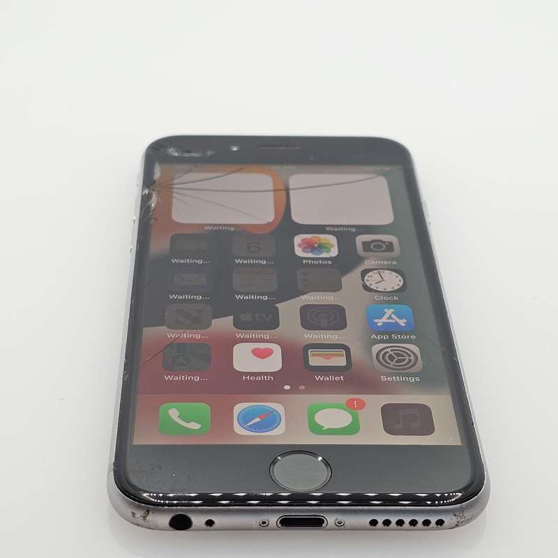 iPhone 6s 64GB Space Gray