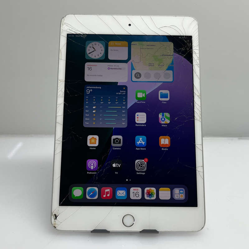 iPad Mini 5th Gen 64GB Silver