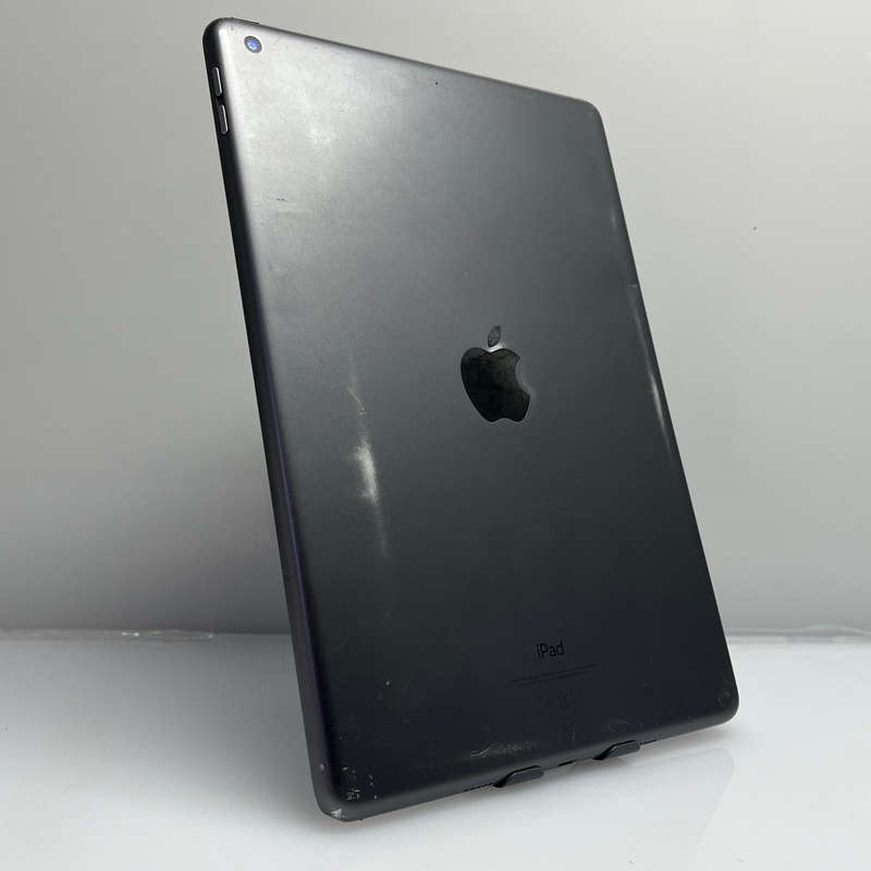 iPad 10.2" 7th Gen Space Gray