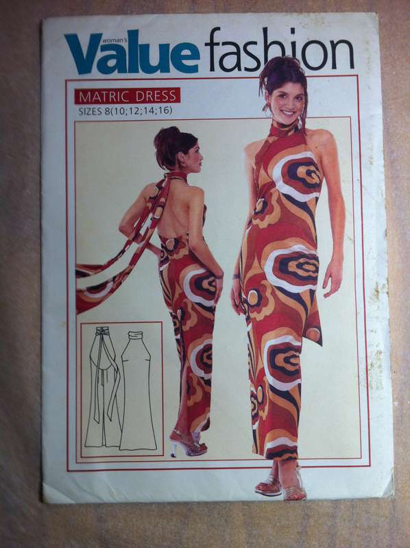 Value Fashion Matric Dress Size 8 -16 Complete