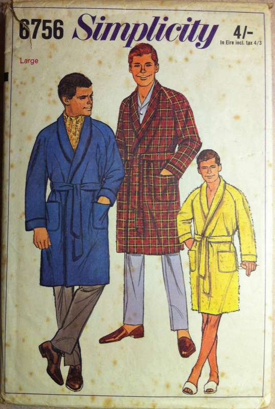 Simplicity 6756 Men's Robe. Size Large. Complete Uncut F/F