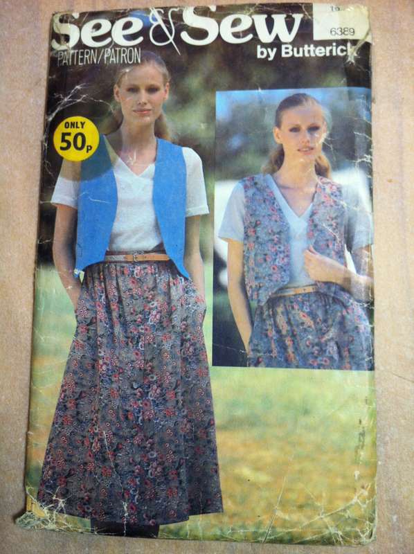 See & Sew 6389 Reversible Vest and Skirt. Size 10. Complete.