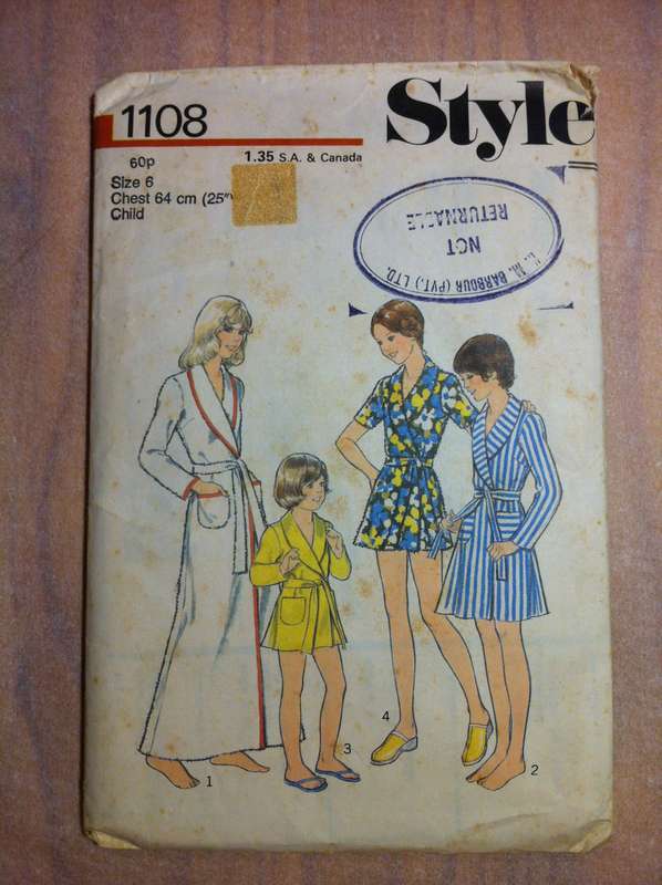 Style 1108 Child and Girls Robe in 3 Lengths. Chest 64 cm. Complete