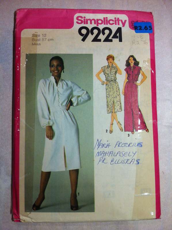 Simplicity 9224