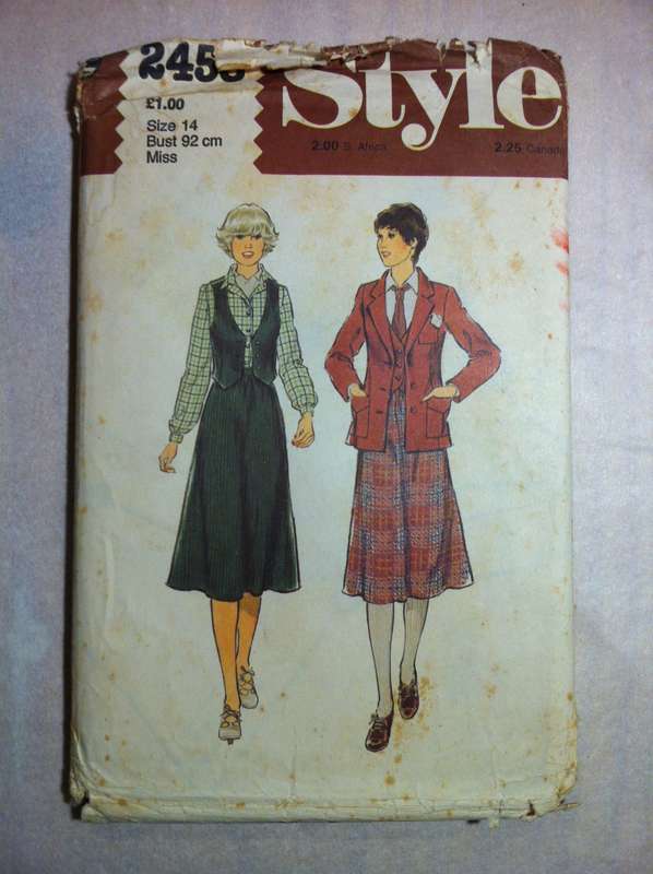 Style 2458 Blazer, Waistcoat & Skirt. Size 14. Complete
