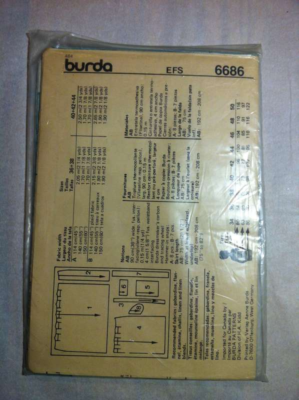 Burda 6686  Pleated Skirt. Size 36 -44. Complete. Sealed