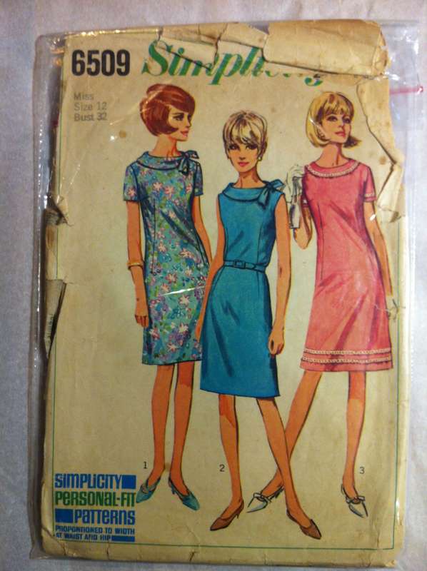 Simplicity 6509 Dress. Size 12. Complete. No Envelope.