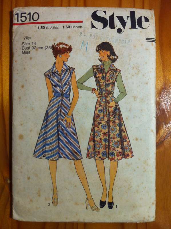 Style 1510 Misses' Dress. Size 14. Complete