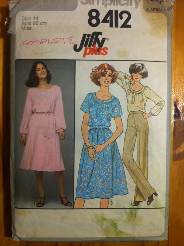 Simplicity 8412 Pullover Dress or Top and Skirt. Size 14. Complete