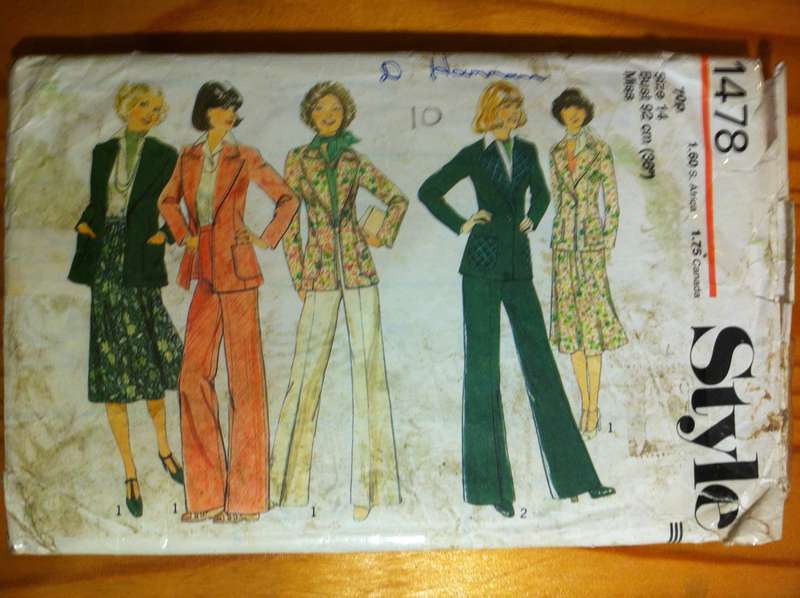Style 1478 Jacket, Skirt & Trousers. Size 14. Complete