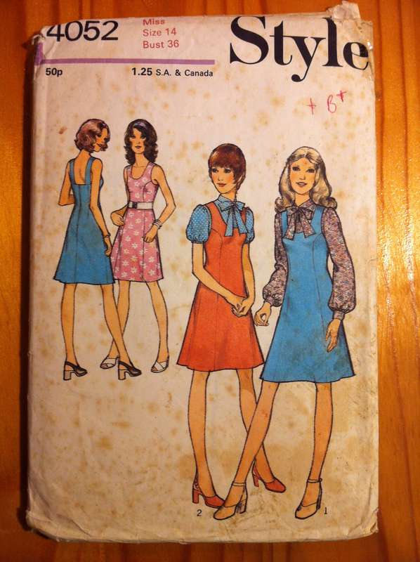 Style 4052  *B* Misses' Pinafore Dress and Blouse. Size 14. Complete