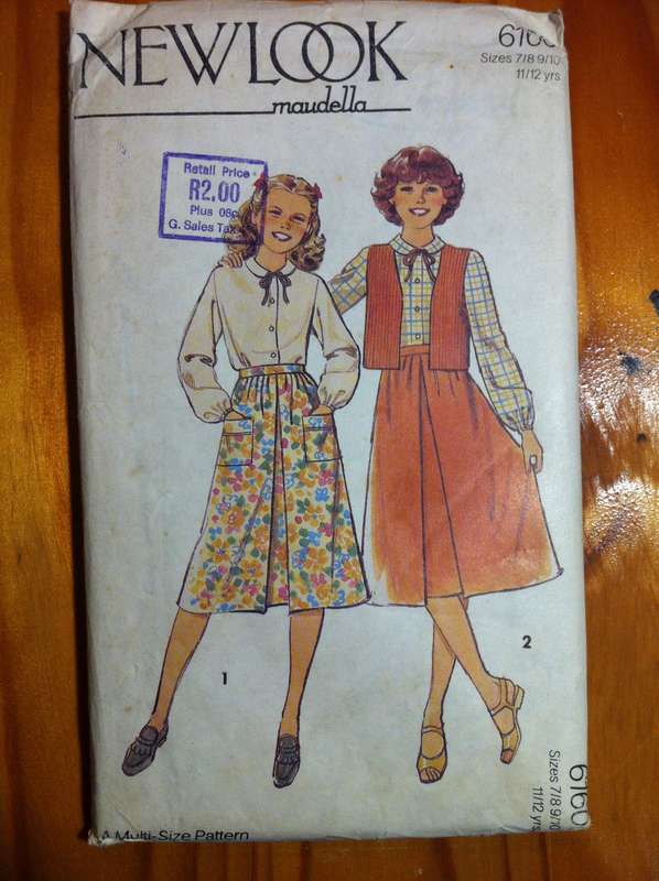 New Look 6160 Girls Blouse, Skirt & Waistcoat. Size 7-12 / Chest 69-76 cm. Complete Uncut F/F
