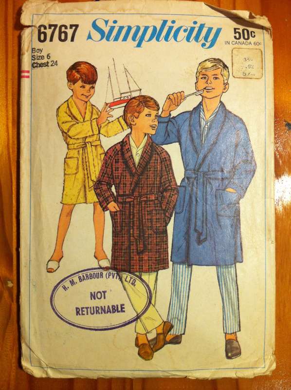 Simplicity 6767 Boys Robe. Chest Size 60cm. Complete